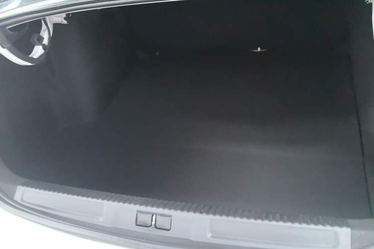 Used Citroen C4 Sega 2016 Joyful Edition 1.6L Automatic Comfort Model
