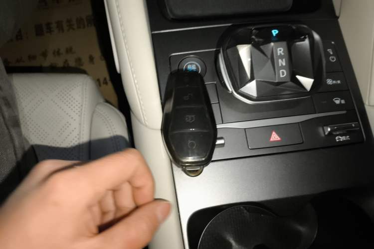 Used BYD Yuan UP 2024 401KM Leading Edition