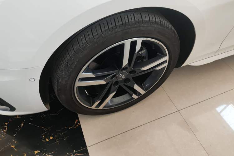 Used Audi A4L 2020 40 TFSI Luxury Dynamic Model Exterior 4