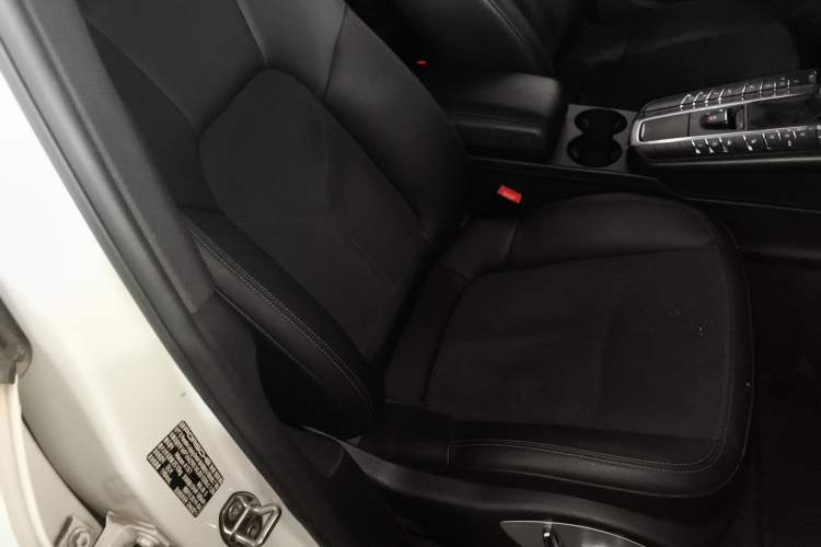 Used Porsche Macan 2018 Macan 2.0T