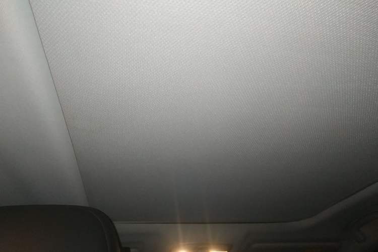 Used Suzuki Vitara 2016 1.4T Automatic Two-Wheel Drive Luxury Version Headliner