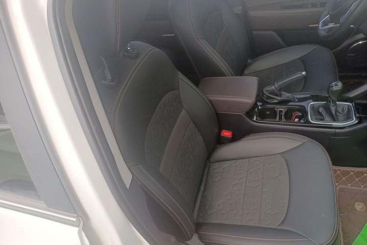 Used GAC Trumpchi GS3 2019 235T Manual Elite Edition Right Front Seat