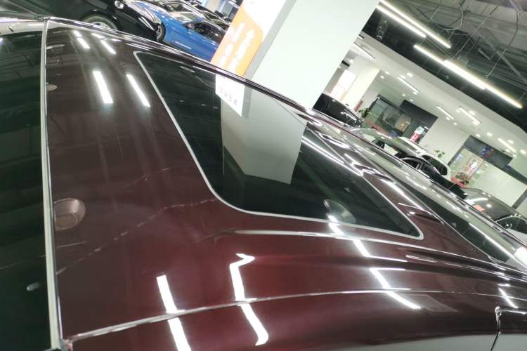 Used Buick GL8 2022 Avenir Aivia 7-Seater Deluxe Edition