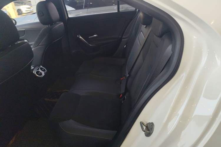 Used Mercedes-Benz A-Class 2020 Restyled A 200 L Sport Sedan Fashion Version