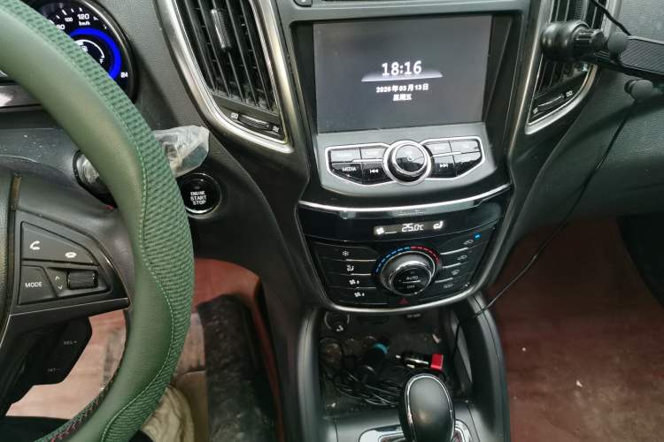 Used Changan CS75 2014 1.8T Automatic Elite Model China IV Standard
