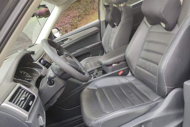 Used Volkswagen Teramont 2017 380TSI Four-Wheel Drive Luxury Edition Left Front Seat