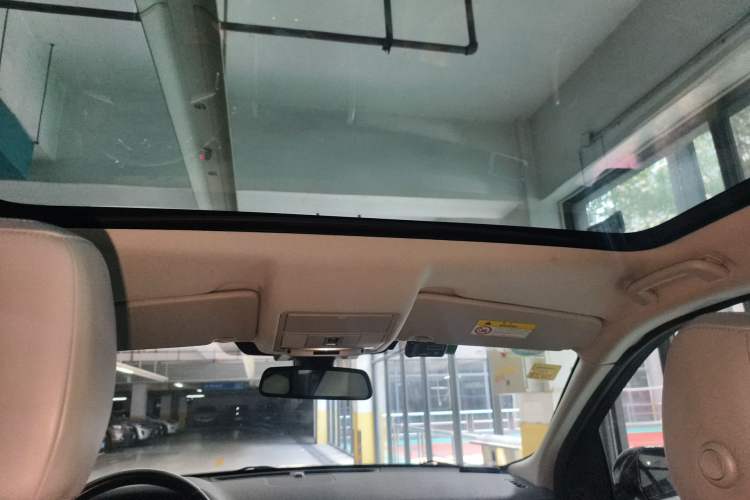 Used Land Rover Discovery Sport 2016 2.0T SE Headliner