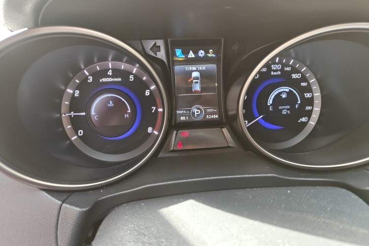 Used Changan CS75 2017 Shangkui Edition 1.5T Automatic Fengyue Model
