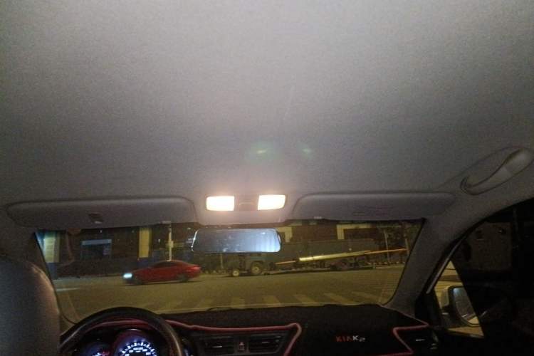 Used Kia K2 2015 Sedan 1.4L MT GLS