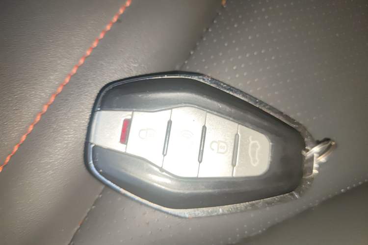 Used Chery New Energy Boundless Pro 2022 301km LingShou Edition Lithium Iron Phosphate