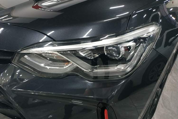 Used Chevrolet Orlando 2020 Light Hybrid Redline 530T Automatic Enjoyment Edition (5+2 Models) Left Front Headlight