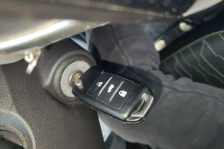 Used Oshan Benni E-Star 2021 National Edition Xin Yue Version (Fast-Charging Edition) Lithium Iron Phosphate (31.95 kWh)