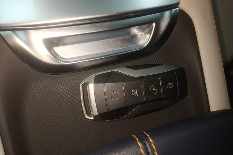 Used BYD Song PLUS New Energy 2021 DM-i 110KM Flagship Model Interior 1