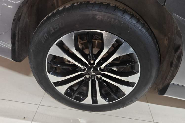 Used Wuling Victory 2020 1.5T CVT Flagship Edition Exterior 5