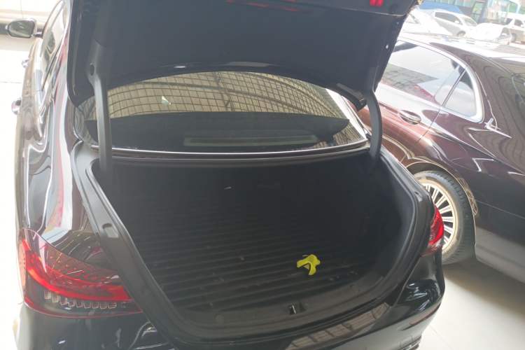 Used Mercedes-Benz E-Class 2021 Facelift E 300 L Stylish Edition
