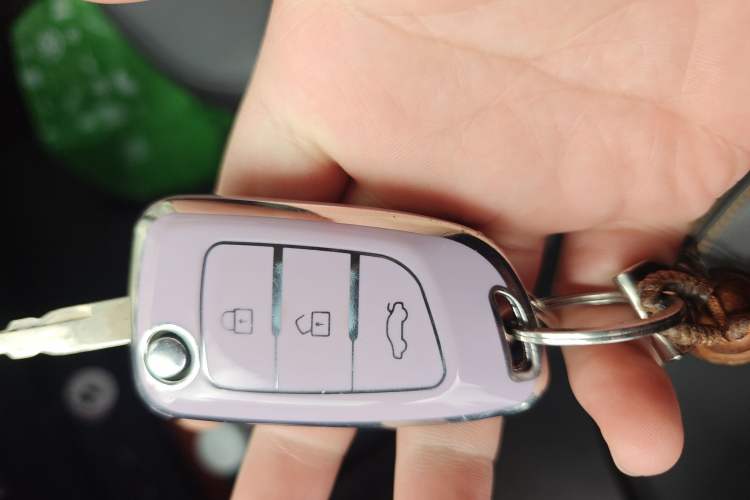 Used Dongfeng Aeolus AX4 2017 1.4T DCT Trendy & Stylish Model
