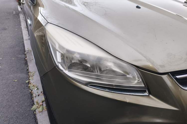 Used Ford Kuga 2013 1.6L GTDi Two-Wheel-Drive Comfort Model