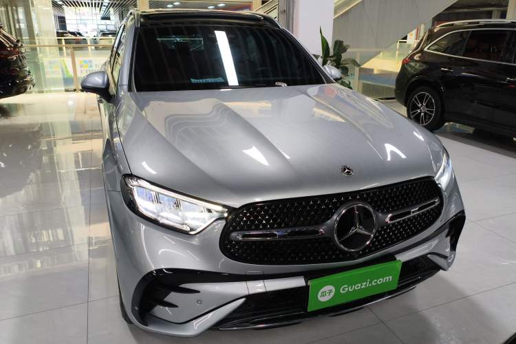 Used Mercedes-Benz GLC 2023 GLC 260 L 4MATIC Luxury 7-Seater Front