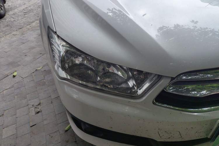 Used Citroen C-Quatre 2014 VTS Version 1.6L Manual - Premium Model Right Front Headlight