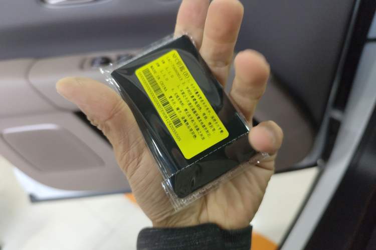 Used Li Auto i6 2025 Model Two-Wheel-Drive Standard Type
