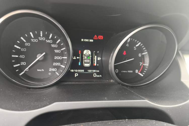 Used Land Rover Range Evoque 2014 2.0T 5-Door Luxury Edition
