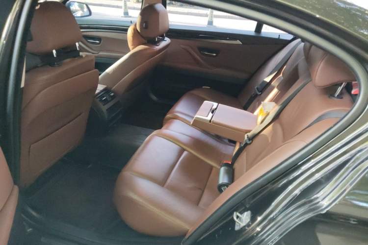 Used BMW 5 Series 2017 525Li Leading Model
