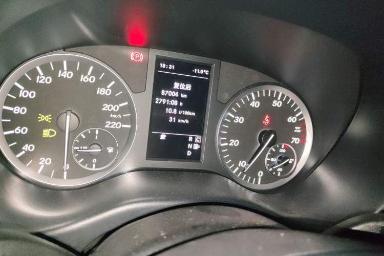 Used Mercedes-Benz Vito 2018 2.0T Business Version China V Emission Standard