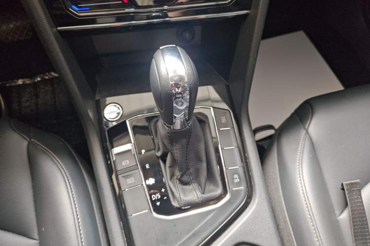 Used Volkswagen Tharu 2021 280TSI Two-Wheel Drive Comfort Edition Gear Lever