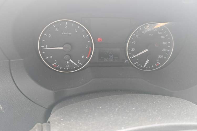 Used JAC Refine M3 2019 PLUS Creator Edition 1.8L Luxury Smart Model Odometer Close Up