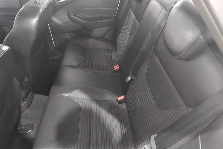 Used Ford Focus 2017 Sedan 1.6L Manual Fashion Edition Smart Drive Version