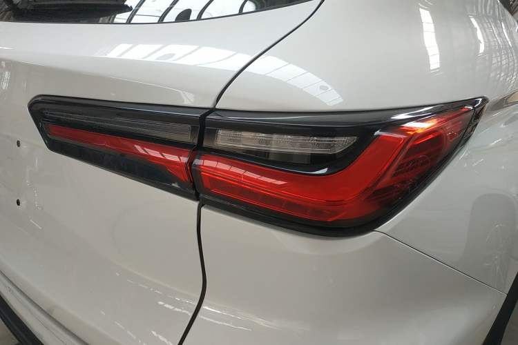 Used CHANGAN OSHAN X5 2023 Enjoy Edition 1.5T DCT Luxury Model
