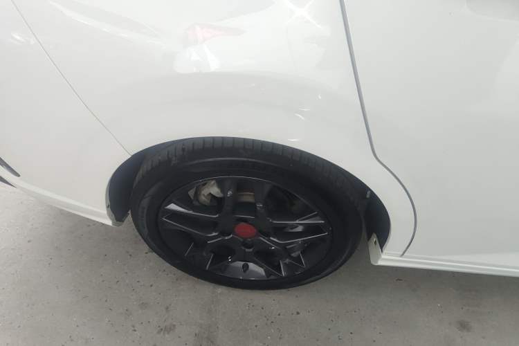 Used Dongfeng Aeolus Yixuan 2021 230T Automatic Zuiying Knight Edition Right Rear Wheel Hub
