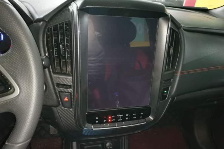 Used Luxgen U5 SUV 2017 1.6L CVT Prestige Edition
