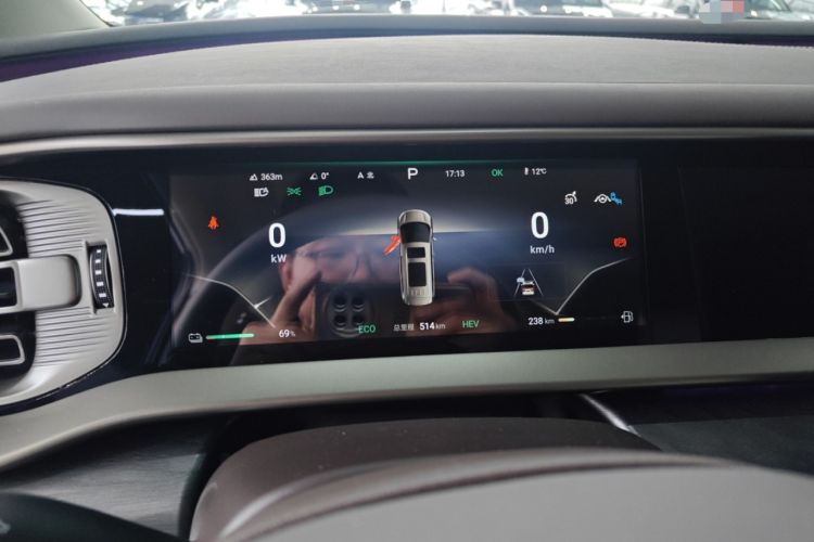 Used Denza D9 2024 DM-i 980 Four-Wheel Drive Prestige Model