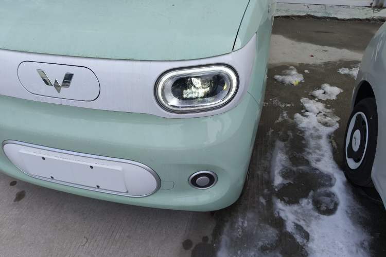 Used Wuling Hongguang MINIEV 2024 3rd Generation 215km Youth Edition
