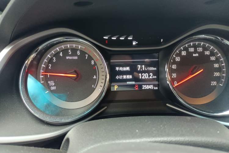 Used Chevrolet Orlando 2019 Redline 530T Automatic Enjoyment Version (5+2 Seating) China VI
