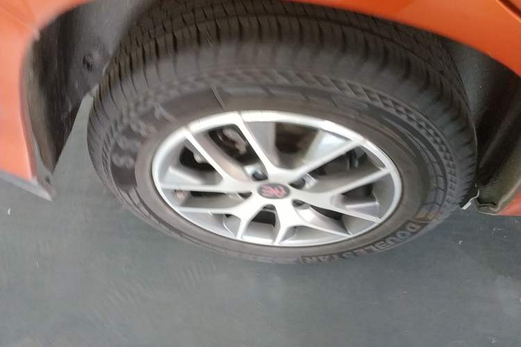 Used BYD Song 2016 GaiShi Edition 1.5TID Automatic Elite Model