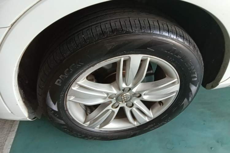 Used Audi Q3 2015 35 TFSI Comfort Model

