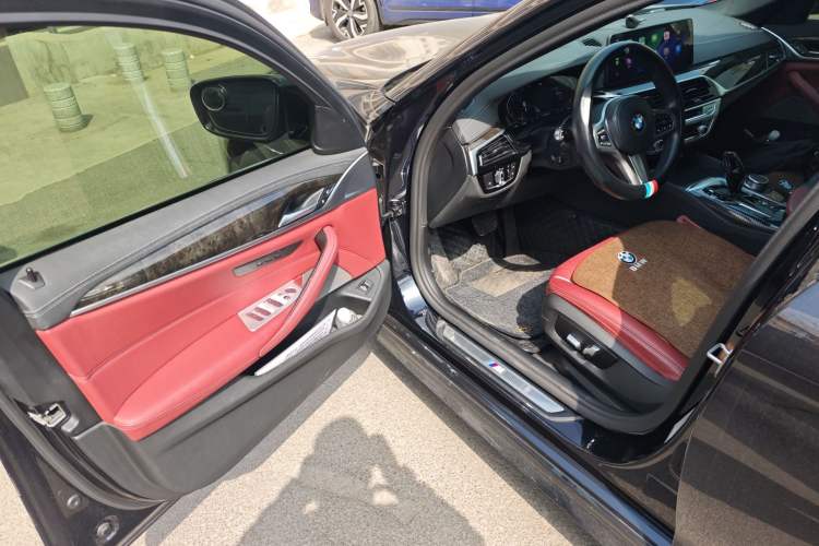 Used BMW 5 Series 2021 525Li M Sport Package