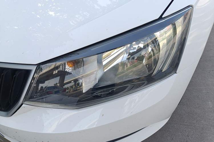 Used Skoda Fabia 2017 1.4L Automatic Car Enjoy Edition