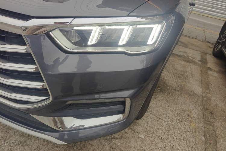 Used BYD Song Pro 2019 1.5T Automatic Prestige Model Left Front Headlight