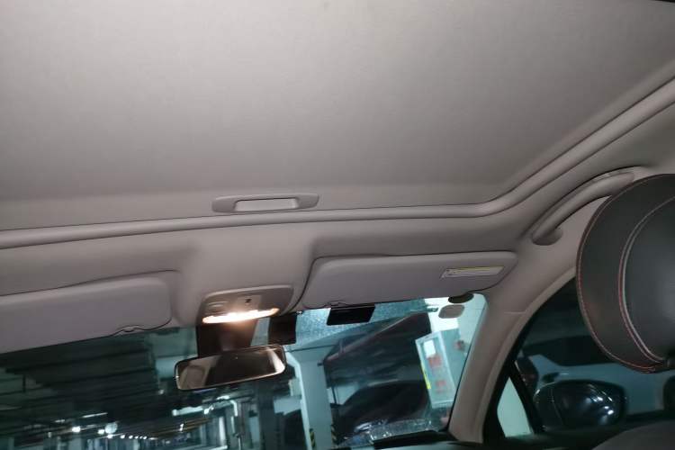 Used Citroen C5 2014 1.6T Automatic Luxury Model
