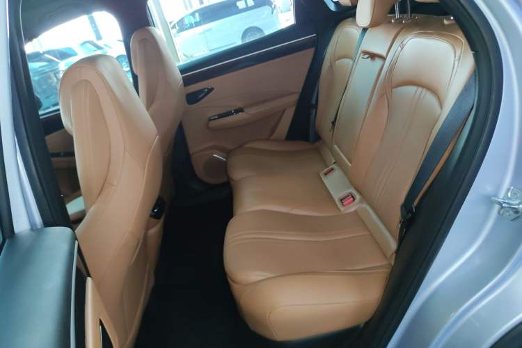 Used Geely Galaxy L7 2025 EM-i 115km Exploration+ Edition
