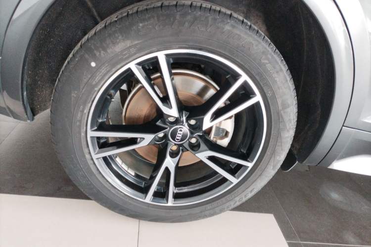 Used Audi Q5L 2022 40T Fashionable and Dynamic Model