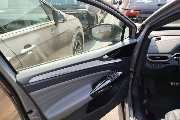 Used Volkswagen ID.4 CROZZ 2022 Long-Range Lite PRO Edition