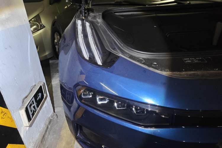 Used Zeekr 001 2023 WE Edition 100 kWh Right Front Headlight