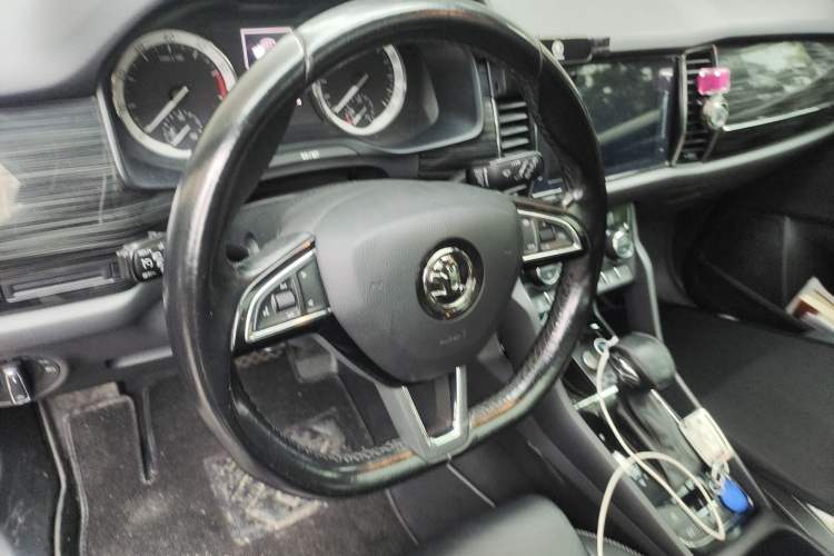 Used Skoda Kodiaq 2018 Restyled TSI330 7-Seater Two-Wheel Drive Luxury Enjoyment Edition Steering Wheel