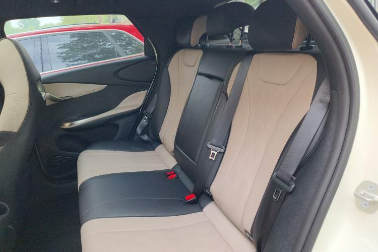 Used BYD Dolphin 2023 420 km Fashion Edition Left Rear Seat