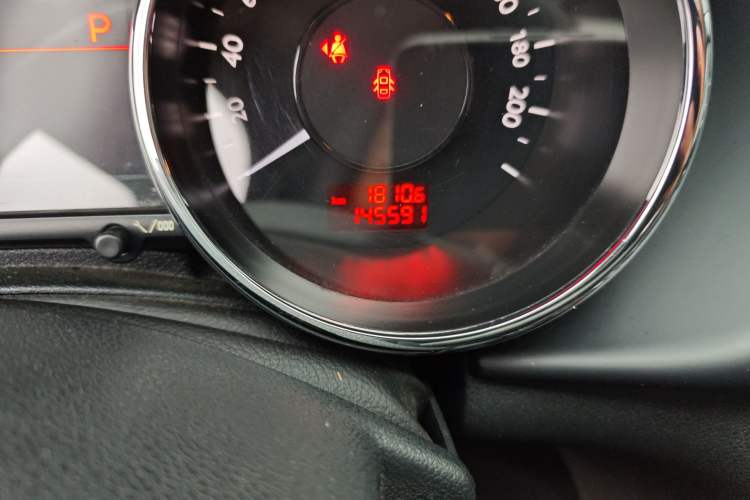 Used Peugeot 3008 2013 2.0L Automatic Trend Edition

