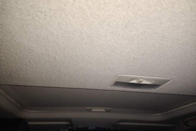 Used Mazda CX-7 2014 2.5L 2WD Premium Edition